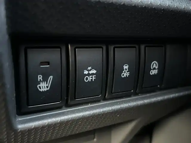 スズキ ハスラー F リミテッド Ⅱ 栃木県 2018(平30)年 8.8万km ブルーイッシュブラックパール/シルバー2トーン (株)IDOMが運営する【じしゃロン宇都宮店】の自社ローン対象車両になります。こちらは現金ご利用時の価格です。自社ローンご希望の方は別途その旨お申付け下さい。/シートヒーター/スマートキー/プッシュボタンスタート/ＨＩＤヘッドライト/オートライト/衝突軽減ブレーキ/電動格納ミラー/アイドリングストップ/フロアマット