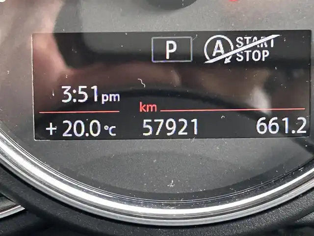 ＭＩＮＩ ＢＭＷ ミニ クラブマン クーパーD 京都府 2020(令2)年 5.8万km MINI Yoursエニグマティックブラック ・ワンオーナー/・衝突軽減ブレーキ/・レーダークルコン/・ターボ車/・純正HDDナビ/・AM/FM/BT/USB/・バックカメラ/・前後PDC/・シートヒーター/・LEDヘッドライト/・純正１７インチAW/・ETC/・AAC/・スマートキー/スペアキー有/・サイドエアバッグ/カーテンエアバッグ/・取扱説明書/・保証書