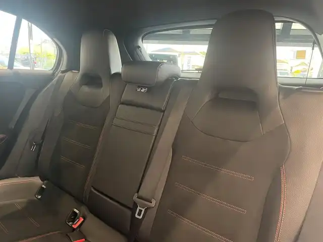 メルセデス・ベンツ Ａ１８０ スタイル AMGライン 愛知県 2018(平30)年 3.1万km マウンテングレー レーダーセーフティＰＫＧ　/ナビゲーションＰＫＧ　/ハーフレザー　/シートヒーター　/ＭＢＵＸ　/Ｂｌｕｅｔｏｏｔｈ　/フルセグＴＶ　/バックカメラ　/ＡＣＣ　/ＬＣＡ　/ＬＫＡ　/ＢＳＭ　/ワイヤレスチャージ　/ＥＴＣ２．０/プッシュスタート/アイドリングストップ/ウィンカーミラー