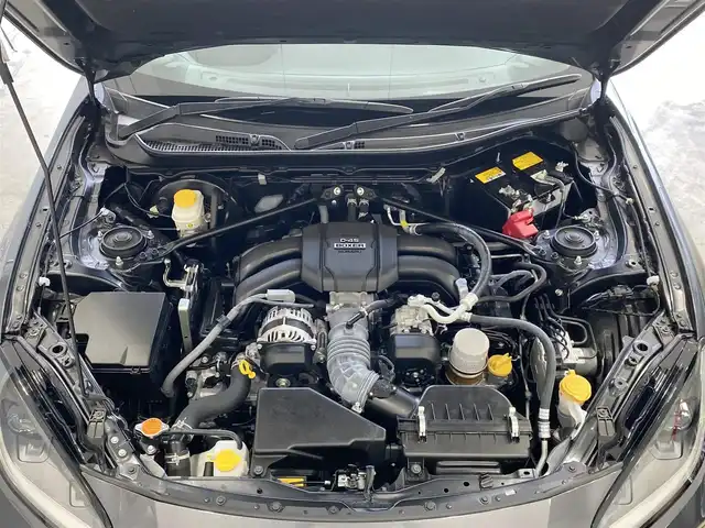 トヨタ ＧＲ８６ RZ 岐阜県 2023(令5)年 2万km マグネタイトグレーメタリック アイサイト/・プリクラッシュセーフティ/・全車速追従機能付クルーズコントロール/・車線逸脱警報/ふらつき警報/・先行車発進お知らせ機能/・後退時ブレーキアシスト/・AT誤発進・後進抑制制御/・ハイビームアシスト/・ステアリング連動ヘッドランプ/・後方警戒支援システム/純正SDナビ/（フルセグTV/CD/DVD/Bluetooth）/バックカメラ/ハーフレザーシート/前席シートヒーター/本革巻きステアリング/MTモード付AT/パドルシフト/Bi-Beam LEDヘッドライト/スポーツアルミペダル/純正18インチAW/純正フロアマット/純正ドライブレコーダー/純正ETC/スマートキー×2