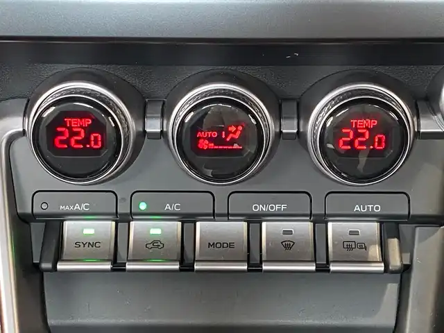 トヨタ ＧＲ８６ RZ 岐阜県 2023(令5)年 2万km マグネタイトグレーメタリック アイサイト/・プリクラッシュセーフティ/・全車速追従機能付クルーズコントロール/・車線逸脱警報/ふらつき警報/・先行車発進お知らせ機能/・後退時ブレーキアシスト/・AT誤発進・後進抑制制御/・ハイビームアシスト/・ステアリング連動ヘッドランプ/・後方警戒支援システム/純正SDナビ/（フルセグTV/CD/DVD/Bluetooth）/バックカメラ/ハーフレザーシート/前席シートヒーター/本革巻きステアリング/MTモード付AT/パドルシフト/Bi-Beam LEDヘッドライト/スポーツアルミペダル/純正18インチAW/純正フロアマット/純正ドライブレコーダー/純正ETC/スマートキー×2