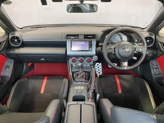 トヨタ ＧＲ８６ RZ 岐阜県 2023(令5)年 2万km マグネタイトグレーメタリック アイサイト/・プリクラッシュセーフティ/・全車速追従機能付クルーズコントロール/・車線逸脱警報/ふらつき警報/・先行車発進お知らせ機能/・後退時ブレーキアシスト/・AT誤発進・後進抑制制御/・ハイビームアシスト/・ステアリング連動ヘッドランプ/・後方警戒支援システム/純正SDナビ/（フルセグTV/CD/DVD/Bluetooth）/バックカメラ/ハーフレザーシート/前席シートヒーター/本革巻きステアリング/MTモード付AT/パドルシフト/Bi-Beam LEDヘッドライト/スポーツアルミペダル/純正18インチAW/純正フロアマット/純正ドライブレコーダー/純正ETC/スマートキー×2