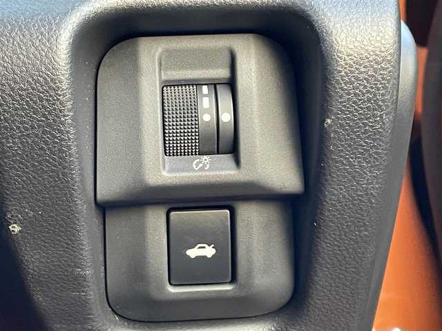 トヨタ ＧＲ８６ RZ 10thアニバーサリーLTD 道央・札幌 2023(令5)年 1.8万km フレイムオレンジ 登録時走行距離 17832km/ワンオーナー/6MT/純正ディーラーOP9インチナビ/(AM/FM/CD/DVD/BT)/フルセグTV/バックカメラ/クルーズコントロール/前席シートヒーター/ステアリングスイッチ/Wedssport18インチアルミホイール/HKSマフラー装着/純正マフラー積み込みあり/ホワイトホイール装着冬タイヤあり/(グッドイヤー2023年製・215/45R17)/LEDヘッドライト/電動格納ミラー/革巻きステアリング/プッシュスタート/室内灯LED/ドアバイザー/ロックナットあり/取説/保証書