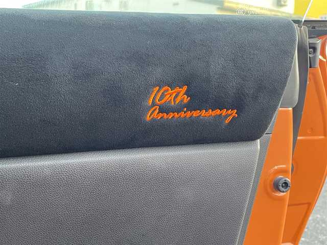 トヨタ ＧＲ８６ RZ 10thアニバーサリーLTD 道央・札幌 2023(令5)年 1.8万km フレイムオレンジ 登録時走行距離 17832km/ワンオーナー/6MT/純正ディーラーOP9インチナビ/(AM/FM/CD/DVD/BT)/フルセグTV/バックカメラ/クルーズコントロール/前席シートヒーター/ステアリングスイッチ/Wedssport18インチアルミホイール/HKSマフラー装着/純正マフラー積み込みあり/ホワイトホイール装着冬タイヤあり/(グッドイヤー2023年製・215/45R17)/LEDヘッドライト/電動格納ミラー/革巻きステアリング/プッシュスタート/室内灯LED/ドアバイザー/ロックナットあり/取説/保証書