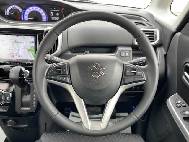 スズキ ソリオ バンディット HV MV Dカメラ ブレーキS 山形県 2016(平28)年 8.2万km ファーベントレッド/スーパーブラックパール ワンオーナー/禁煙車/純正8インチメモリナビ/（フルセグ/DVD/CD/BT/USB）/衝突軽減ブレーキ/車線逸脱警報/クルーズコントロール/アイドリングストップ/バックカメラ/ドライブレコーダー/ビルトインETC/両側パワースライド/シートヒーター/革巻きステアリング/LEDヘッドライト/フォグランプ/純正フロアマット/スペアキー×1/シートバックテーブル/後席サンシェード/プッシュスタート