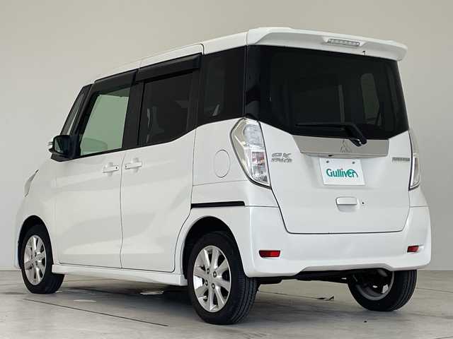 三菱 ｅＫスペース カスタムG e－アシスト 愛知県 2016(平28)年 6.2万km シルキーホワイト SDナビ　ＳＤカードなし/後席モニター/片側パワースライド/バックカメラ/純正アルミホイール/衝突軽減システム/フルセグ/CD DVD/Bluetooth/スマートキー/プッシュスタート