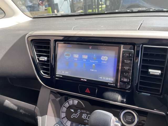 三菱 ｅＫスペース カスタムG e－アシスト 愛知県 2016(平28)年 6.2万km シルキーホワイト SDナビ　ＳＤカードなし/後席モニター/片側パワースライド/バックカメラ/純正アルミホイール/衝突軽減システム/フルセグ/CD DVD/Bluetooth/スマートキー/プッシュスタート