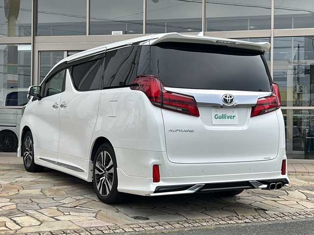 トヨタ アルファード S Cパッケージ 静岡県 2022(令4)年 2.6万km ホワイトパールクリスタルシャイン トヨタセーフティセンス/・プリクラッシュセーフティ/・レーントレーシングアシスト/・レーダークルーズコントロール/・オートマチックハイビーム/純正ナビ/・（Bluetooth/CD/DVD/USB/フルセグTV）/　ミラーキャスト/ラジオ/主要装備/・コーナーセンサー/・両側パワースライドドア/・１００V充電/・BSM/・サンルーフ/・ステアリングヒーター/・ステアリングリモコン/・シートヒーター/・エアシート/・デジタルインナーミラー/・オートホールド/・オートライト/・SOSコール/・ドライブレコーダー/・SUPERCAt/・ETC/・モデリスタ