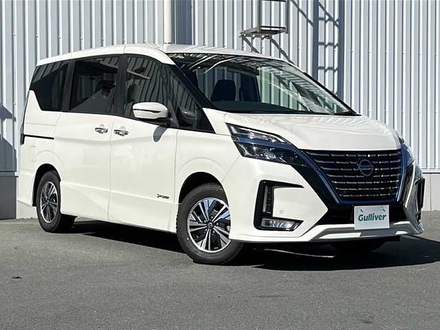 日産 セレナ e－パワー ハイウェイスター V 三重県 2019(令1)年 4.9万km ブリリアントホワイトパール 社外ナビ /両側パワースライドドア/BSM /ビルトインETC /前後ドライブレコーダー /クルーズコントロール /衝突軽減ブレーキ /LEDヘッドライト /オートライト /革巻きステアリング /ステアリングスイッチ /フロアマット /電動格納ミラー/禁煙車