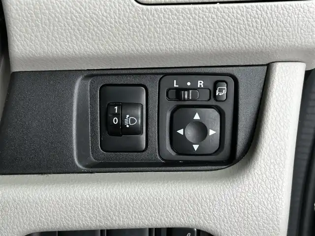 三菱 ｅＫワゴン E 大分県 2017(平29)年 3.7万km アメジストブラック 社外ナビ（AVIC-RZ300）/CD/DVD/AM/FM/シートヒーター/フロアマット/パワーウィンドウ/パワーステアリング/ベンチシート