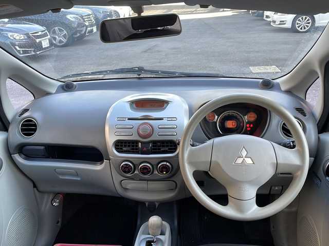 三菱 ｉ M 宮崎県 2006(平18)年 8.6万km ジンジャーブラウンメタリック ドアバイザー/電動格納ミラー/ＣＤチェンジャー/純正フロアマット/パワーウィンドウ/パワーステアリング/リモコンキー