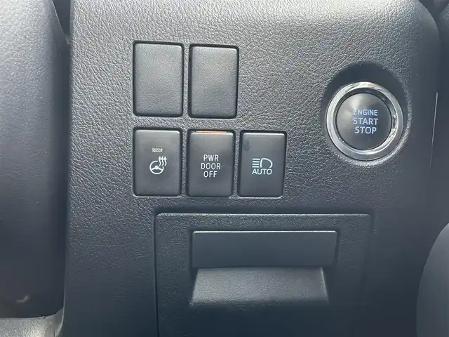 トヨタ アルファード S Cパッケージ 長野県 2020(令2)年 5.9万km ホワイトパールクリスタルシャイン 4WD/純正ナビ/・Bluetooth/TV/CD/DVD/バックカメラ/フリップダウンモニター/純正ETC/サンルーフ/オットマン/電動リアゲート/社外ドライブレコーダー前後/純正フロアマット/メモリパワーシート/レザーシート/前席シートヒーター/前席エアシート/両側パワースライド/純正１８インチAW/コーナーセンサー前後/LEDオートライト/オートマチックハイビーム/ステアリングヒーター/ドアバイザー/スペアキー１本/クルーズコントロール追走あり/取り扱い説明書/保証書