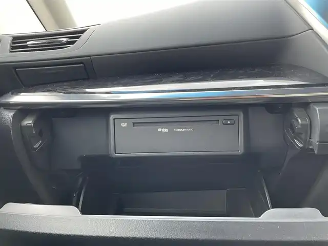 トヨタ アルファード S Cパッケージ 長野県 2020(令2)年 5.9万km ホワイトパールクリスタルシャイン 4WD/純正ナビ/・Bluetooth/TV/CD/DVD/バックカメラ/フリップダウンモニター/純正ETC/サンルーフ/オットマン/電動リアゲート/社外ドライブレコーダー前後/純正フロアマット/メモリパワーシート/レザーシート/前席シートヒーター/前席エアシート/両側パワースライド/純正１８インチAW/コーナーセンサー前後/LEDオートライト/オートマチックハイビーム/ステアリングヒーター/ドアバイザー/スペアキー１本/クルーズコントロール追走あり/取り扱い説明書/保証書