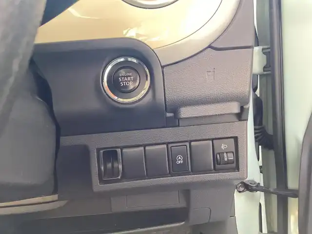 スズキ ラパン X 愛知県 2013(平25)年 7万km アロマティックアクアメタリック/スペリアホワイト ユーザー買取　/スマートキー　/アイドリングストップ　/電動格納ミラー　/社外SDDナビ　/ワンセグ　/ヘッドライトレベライザー　/純正アルミ　/フロアマット　/ツートンカラー　/シートリフター　/ＩＳＯＦＩＸ　/ＤＶＤ視聴