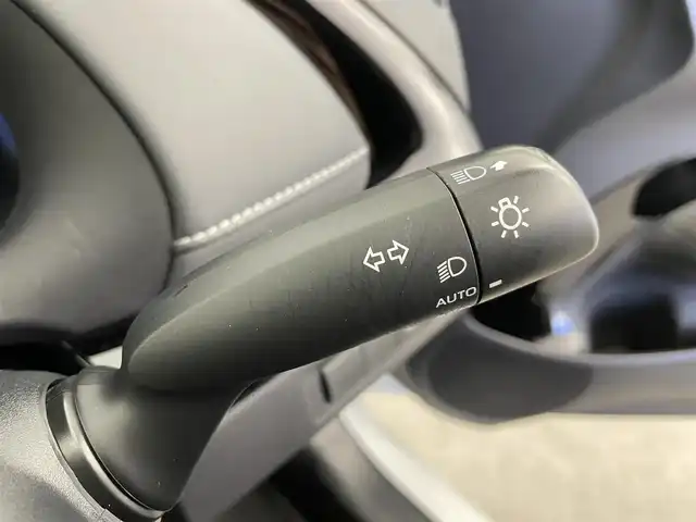 トヨタ アクア G 富山県 2022(令4)年 5.1万km プラチナホワイトパールマイカ 純正ナビ（bluetooth）/バックカメラ/前後コーナーセンサー/ビルトインETC/社外ドライブレコーダー（前）/ACC/PCS（プリクラッシュ）/LTA（レーンキープ）/先行車発進告知/アクセサリーコンセント（AC100V）/スマートキー/プッシュスタート/オートライト/LED/DRIVE MODE切替（POWER+、ECO）/EVモード/横滑防止装置/取説