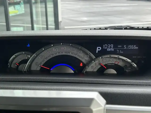 ダイハツ ウェイク G ターボ SA Ⅱ 島根県 2017(平29)年 5.2万km ブルーメタリック 登録時走行距離51966km/ワンオーナー/純正ナビ(Bluetooth・AM・FM・CD・DVD)/フルセグテレビ/バックカメラ/両側パワースライドドア/純正ドライブレコーダー/純正フロアマット/純正14インチアルミホイール/コーナーセンサー/レーンキープアシスト/衝突被害軽減ブレーキ/アイドリングストップ/横滑り防止装置/LEDヘッドライト/フォグランプ/オートライト/ロールサンシェード/ドアバイザー/プッシュスタート/スマートキー(スペアキー×1)/禁煙車