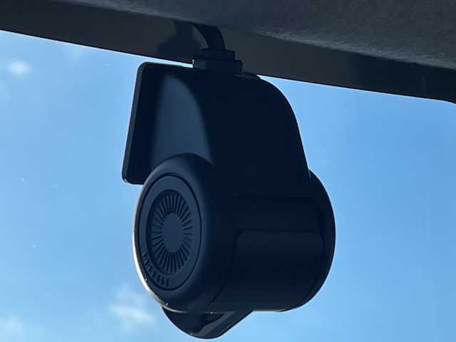 ダイハツ ムーヴ キャンバス G メイクアップ リミテッド　SAⅢ 道北・旭川 2019(令1)年 0.9万km パールホワイトⅢ/ファインミントメタリック 2トーン /4WD//禁煙車//純正ナビ/CD/DVD/BT/フルセグ/SD/HDMI//パノラミックビューモニター//両側パワースライドドア//アイドリングストップ//オートライト//スマートアシスト3/衝突軽減ブレーキ/誤発進抑制機能/対自転車・歩行者警報ブレーキ/オートハイビーム/前方発進お知らせ機能//ETC//ナビ連動ドライブレコーダー//横滑り防止//LEDヘッドライト//ステアリングスイッチ//純正フロアマット//ドアバイザー//保証書//スペアキー