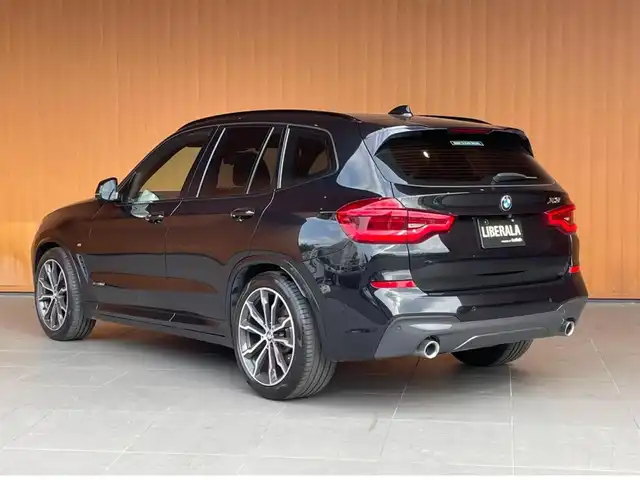 ＢＭＷ Ｘ３ xDrive20d Mスポーツ 愛知県 2017(平29)年 4.9万km サファイアブラックP 茶革シート/純正ナビ/(Bluetooth/DVD/CD/USB/フルセグ)/ハイラインＰＫＧ/全周囲カメラ/ＨＵＤ/ＢＳＭ/ＡＣＣ/インテリジェントセーフティ/ミラーＥＴＣ/シートヒーター/パワーシート/電動リアゲート