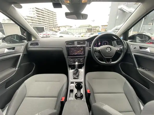 フォルクスワーゲン ゴルフ ヴァリアント TSI コンフォートライン マイスター 栃木県 2020(令2)年 7.8万km ディープブラックパールエフェクト ACC/レーンキープ/ブラインドスポット/バックカメラ/純正ナビ/フルセグ /Bluetooth/AppleCarPlay/AndroidAuto/ETC/LED/純正17インチAW