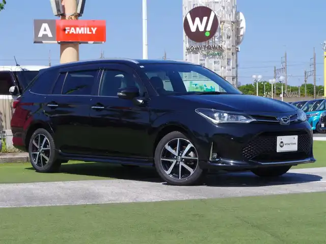 トヨタ カローラ フィールダー 1．5G ダブルバイビー 千葉県 2018(平30)年 3.2万km ブラックマイカ Toyota Safety Sense/・プリクラッシュセーフティ/・レーンディパーチャーアラート/・オートハイビーム/純正SDナビ/地デジTV/【DVD/CD再生機能　Bluetooth接続】/ハーフレザーシート/革巻きステアリング/LEDヘッドライト/LEDフォグライト/ウインカーミラー/純正16インチアルミホイル/サイド/カーテンエアバッグ/スマートキー