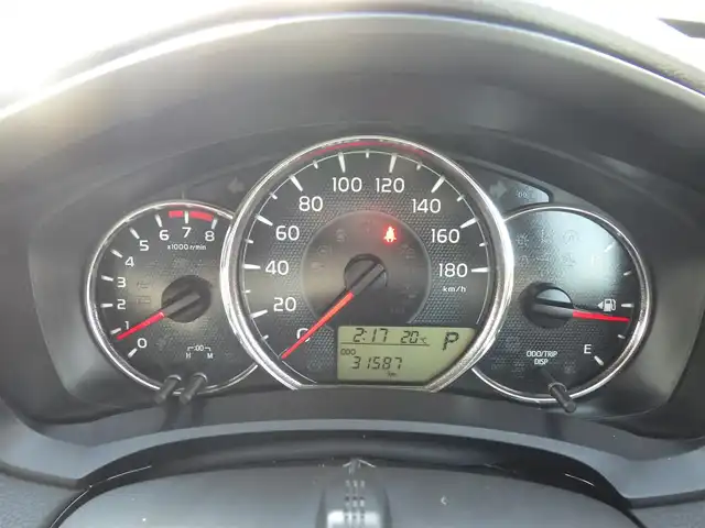 トヨタ カローラ フィールダー 1．5G ダブルバイビー 千葉県 2018(平30)年 3.2万km ブラックマイカ Toyota Safety Sense/・プリクラッシュセーフティ/・レーンディパーチャーアラート/・オートハイビーム/純正SDナビ/地デジTV/【DVD/CD再生機能　Bluetooth接続】/ハーフレザーシート/革巻きステアリング/LEDヘッドライト/LEDフォグライト/ウインカーミラー/純正16インチアルミホイル/サイド/カーテンエアバッグ/スマートキー