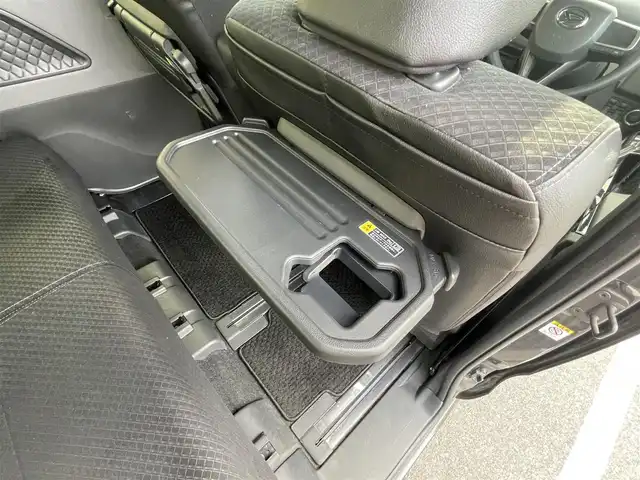 ダイハツ タント カスタム X セレクション 岡山県 2020(令2)年 9.7万km ブラックマイカメタリック (株)IDOMが運営する【じしゃロン岡山店】の自社ローン専用車両です。こちらは現金またはオートローンご利用時の価格です。 自社ローンご希望の方は別途その旨お申し付け下さい/＊純正ナビ（NSZN-Y70D）/＊両側パワスラ/＊バックカメラ/＊プッシュST/＊前ドラレコ/＊スマートキー