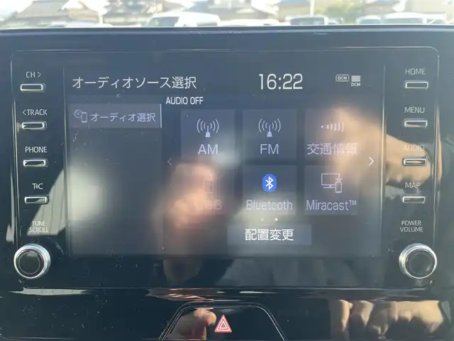 トヨタ ハリアー G 熊本県 2020(令2)年 4.6万km ホワイトパールクリスタルシャイン メーカー純正ディスプレイオーディオ/【/Bluetoothオーディオ/Apple Car Play/ラジオ】/ワンオーナー/バックカメラ/ETC/LEDヘッドライト/デジタルインナーミラー/ACC/LKA/RCTA/プリクラッシュ/パーキングアシスト/ブラインドスポット/クリアランスソナー/MTモード付/純正18インチAW/保証書/取扱説明書