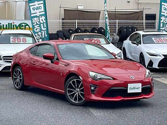 トヨタ ８６ GT 愛知県 2018(平30)年 5.2万km ピュアレッド /禁煙//後期/F型//トルセンLSD//社外メモリナビ//AM/FM/CD/DVD/SD/USB/BT//フルセグTV//バックカメラ//ETC//クルーズコントロール//社外デジタルインナーミラー//Bi-BeamオートベアリングLEDヘッドライト//フォグランプ//純正17インチアルミホイール//フォグランプ//本革巻きステアリング//ステアリングスイッチ//パドルシフト//MTモード付きAT//TRACK モード//SNOW/SPORTモード//電動格納ミラー//横滑り防止装置//プッシュスタート//スマートキー//保証書//取扱説明書