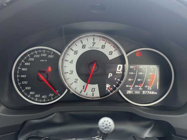 トヨタ ８６ GT 愛知県 2018(平30)年 5.2万km ピュアレッド /禁煙//後期/F型//トルセンLSD//社外メモリナビ//AM/FM/CD/DVD/SD/USB/BT//フルセグTV//バックカメラ//ETC//クルーズコントロール//社外デジタルインナーミラー//Bi-BeamオートベアリングLEDヘッドライト//フォグランプ//純正17インチアルミホイール//フォグランプ//本革巻きステアリング//ステアリングスイッチ//パドルシフト//MTモード付きAT//TRACK モード//SNOW/SPORTモード//電動格納ミラー//横滑り防止装置//プッシュスタート//スマートキー//保証書//取扱説明書