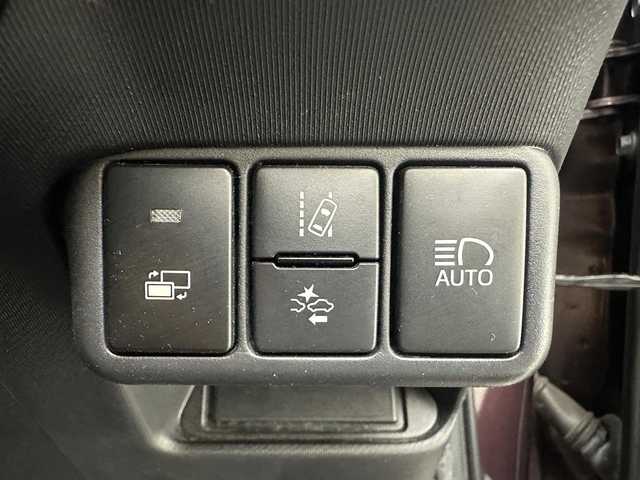 トヨタ アクア S スタイルブラック 茨城県 2017(平29)年 6.7万km ディープアメジストマイカメタリック 純正SDナビ（NSZT-W66T）/（フルセグ/CD/DVD/SD/Bluetooth）/バックカメラ/ビルトインETC/純正ドアバイザー/オートハイビーム/PCS/LDA/ヘッドライトレベライザー