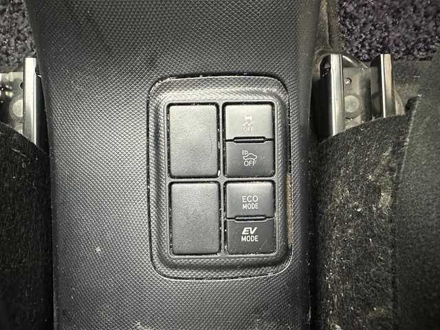 トヨタ アクア S スタイルブラック 茨城県 2017(平29)年 6.7万km ディープアメジストマイカメタリック 純正SDナビ（NSZT-W66T）/（フルセグ/CD/DVD/SD/Bluetooth）/バックカメラ/ビルトインETC/純正ドアバイザー/オートハイビーム/PCS/LDA/ヘッドライトレベライザー