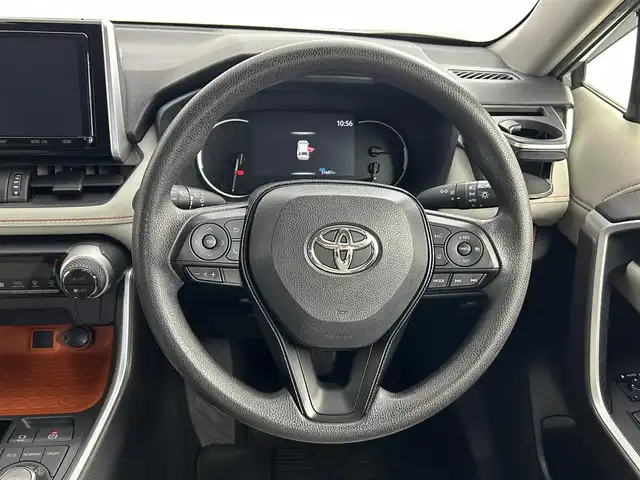 トヨタ ＲＡＶ４ アドベンチャー 道央・札幌 2020(令2)年 5.2万km アーバンカーキ ・４WD/・純正9インチナビ/　CD/DVD/SD/BT/フルセグ/・バックカメラ/・デジタルインナーミラー/・ビルトインETC/・トヨタセーフティセンス/・レーダークルーズコントロール/・レーンキープアシスト/・オートハイビーム/・クリアランスソナー/・JAOS製バンパーガード/・JAOS製サイドガード/・パワーシート/・LEDヘッドライト/・フォグライト/・オートライト/・プッシュスタート/・スマートキー/・純正フロアマット/・ドアバイザー