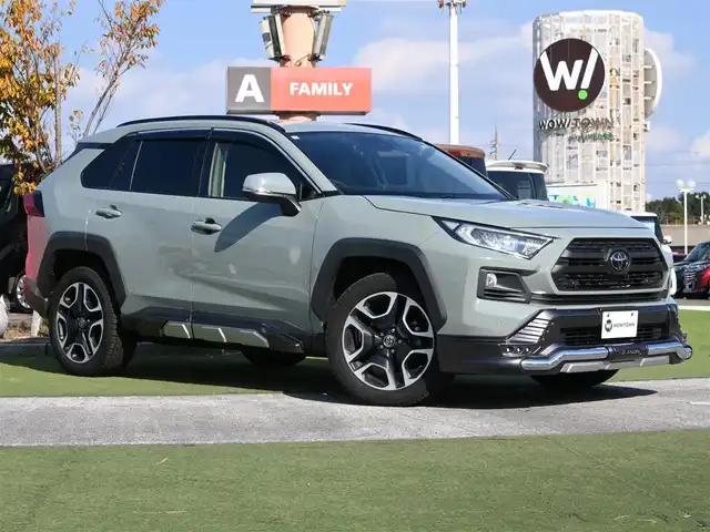 トヨタ ＲＡＶ４ アドベンチャー 千葉県 2020(令2)年 5.2万km アーバンカーキ Toyota Safety Sense/・プリクラッシュセーフティ/・レーンディパーチャーアラート/・オートハイビーム/・レーダークルーズコントロール/純正SDナビ/地デジTV/【DVD/CD再生機能　Bluetooth接続】/バックカメラ/運転席パワーシート/ステアリングスイッチ/ETC/LEDヘッドライト/フォグライト/ウインカーミラー/クリアランスソナー/純正19インチアルミホイル/サイド/カーテンエアバッグ/スマートキー