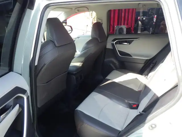 トヨタ ＲＡＶ４ アドベンチャー 千葉県 2020(令2)年 5.2万km アーバンカーキ Toyota Safety Sense/・プリクラッシュセーフティ/・レーンディパーチャーアラート/・オートハイビーム/・レーダークルーズコントロール/純正SDナビ/地デジTV/【DVD/CD再生機能　Bluetooth接続】/バックカメラ/運転席パワーシート/ステアリングスイッチ/ETC/LEDヘッドライト/フォグライト/ウインカーミラー/クリアランスソナー/純正19インチアルミホイル/サイド/カーテンエアバッグ/スマートキー