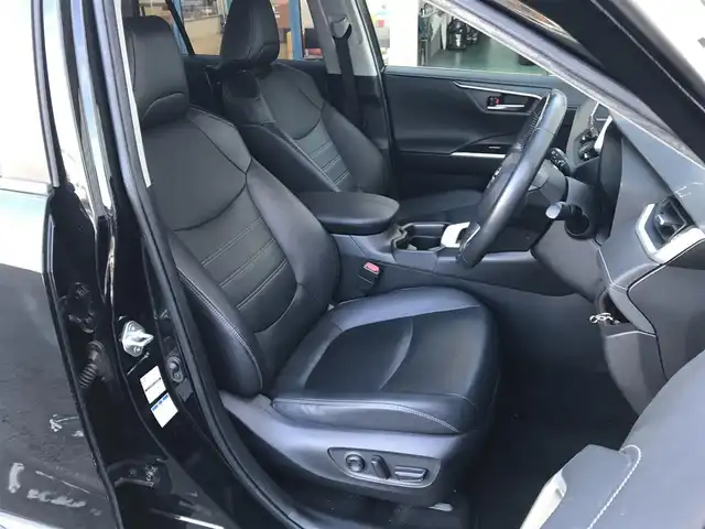 トヨタ ＲＡＶ４ G Zパッケージ 和歌山県 2019(令1)年 5.1万km アティチュードブラックマイカ 社外ALPINE9型SDナビ（X9Z）/　CD/DVD/Blutooth/SD/フルセグ/助手席側9型リアモニター（ALPINE SSA9）/モデリスタエアロ/デジタルインナーミラー/トヨタセーフティセンス/・衝突被害軽減ブレーキ/・BSM/・クリアランスソナー/・レーダークルーズコントロール/・オートマチックハイビーム/・レーンキープアシスト/パノラマムーンルーフ/運転席パワーシート/前席シートヒーター/ステアリングヒーター/電動リアゲート/LEDヘッドライト/ビルトインETC/バックカメラ/横滑り防止/取扱説明書/保証書