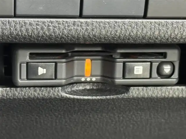 トヨタ ＲＡＶ４ G Zパッケージ 福岡県 2019(令1)年 5.1万km アティチュードブラックマイカ パノラマムーンルーフ　/モデリスタエアロ　/アルパインナビ/フルセグTV　/ヘッドレストモニター　/デジタルルームミラー　/ＥＴＣ　/前後ドラレコ　/トヨタセーフティセンス　/レーダークルコン　/コーナーセンサー　/衝突軽減ブレーキ　/レーンキープ　/アクセル踏み間違い防止　/ブラインドスポットモニター　/ヒルディセントコントロール　/パワーバックドア　/シートメモリー付きパワーシート　/シートヒーター　/ステアリングヒーター　/純正１９インチアルミホイール