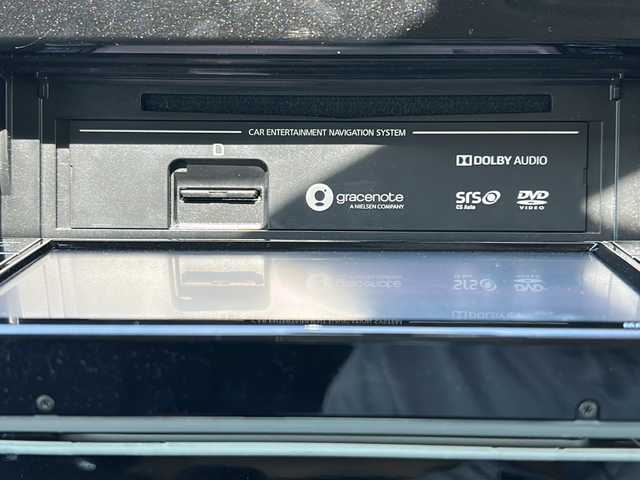 日産 セレナ e－パワー ハイウェイスター V 福岡県 2019(令1)年 3.9万km ブリリアントホワイトパール ・純正ナビ（フルセグ/CD/DVD）/・全方位カメラ/・両側パワースライドドア/・エマージェンシーブレーキ/・オートクルーズコントロール/・クリアランスソナー/・レーンキープアシスト/・横滑り防止装置/・BSM/・LEDヘッドライト/・LEDフォグライト/・オートライト/・純正16インチAW/・ドライブレコーダー/・スペアキー/・USB入力端子/・純正フロアマット/・インテリジェントキー