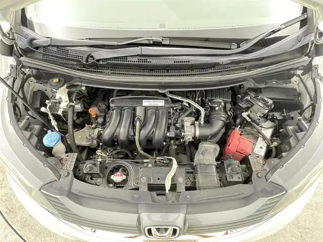 ホンダ フリード G ホンダセンシング 千葉県 2016(平28)年 10万km ホワイトオーキッドパール ホンダセンシング/・衝突軽減ブレーキ/・先行車発進お知らせ/・路外逸脱警報/・レーンキープアシスト/・標識認識/純正9インチSDナビ/CD DVD BT MSV フルセグ/バックカメラ/両側パワースライドドア/アダプティブクルーズコントロール/LEDオートライト/ハーフレザーシート/純正15インチアルミホイール/革巻きステアリング/ステアリングスイッチ/ウォークスルー/純正フロアマット/プッシュスタート/スマートキー