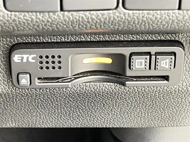 ホンダ フリード G ホンダセンシング 千葉県 2016(平28)年 10万km ホワイトオーキッドパール ホンダセンシング/・衝突軽減ブレーキ/・先行車発進お知らせ/・路外逸脱警報/・レーンキープアシスト/・標識認識/純正9インチSDナビ/CD DVD BT MSV フルセグ/バックカメラ/両側パワースライドドア/アダプティブクルーズコントロール/LEDオートライト/ハーフレザーシート/純正15インチアルミホイール/革巻きステアリング/ステアリングスイッチ/ウォークスルー/純正フロアマット/プッシュスタート/スマートキー