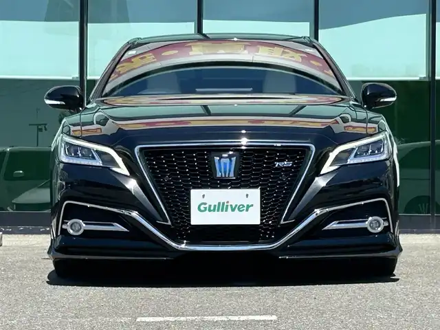 トヨタ クラウン ハイブリッド RS アドバンス 和歌山県 2021(令3)年 6.8万km プレシャスブラックパール 純正12.3インチコネクティッドナビ/フルセグTV/Bluetooth/TVキャンセラー/バックカメラ/ビルトインETC/置くだけ充電/トヨタセーフティセンス/レーダークルーズコントロール/BSM/HUD/レザーシート/前席パワーシート/前席シートヒーター/前席シートベンチレーション/革巻きステアリング/ステアリングヒーター/電動テレスコチルト/LEDヘッドライト/フォグランプ/オートライト/オートハイビーム/純正18インチAW/モデリスタエアロ（フロント）/プッシュスタート/スマートキー