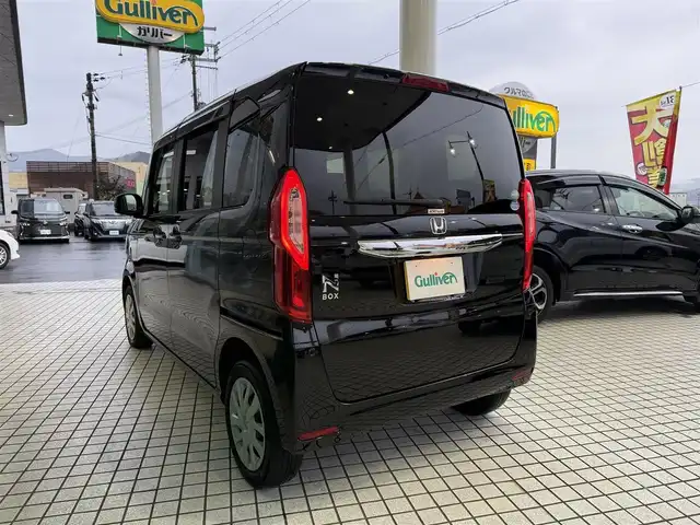 ホンダ Ｎ ＢＯＸ G L ホンダセンシング 京都府 2018(平30)年 6.9万km クリスタルブラックパール ホンダセンシング/・衝突軽減ブレーキ/・誤発進抑制機能/・後方誤発進抑制機能/・先行車発進お知らせ機能/・アダブティブクルーズコントロール/・オートハイビーム/・路外逸脱抑制機能/カロッツェリアメモリーナビ、地デジ/バックカメラ/運転席シートヒーター/ビルトインETC/左側パワースライドドア/ステアリングスイッチ/USB端子