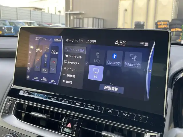 トヨタ クラウン ハイブリッド RS 滋賀県 2021(令3)年 3.3万km プレシャスホワイトパール 純正12.3インチナビ/【Bluetooth/CD/DVD/フルセグTV/Miracast】/トヨタセーフティセンス/・プリクラッシュセーフティ/・レーンディパーチャーアラート/・追従クルーズコントロール/・オートマチックハイビーム/クリアランスソナー/ブラインドスポットモニター/全方位カメラ/ハーフレザーシート/LEDヘッドライト/D/Nパワーシート/D/Nシートヒーター/ステアリングヒーター/ビルトインETC2.0/プッシュスタート/スマートキー/ステアリングリモコン