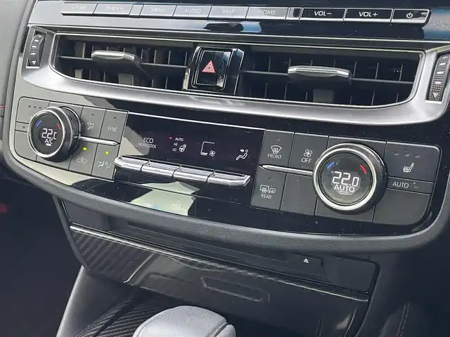 トヨタ クラウン ハイブリッド RS 滋賀県 2021(令3)年 3.3万km プレシャスホワイトパール 純正12.3インチナビ/【Bluetooth/CD/DVD/フルセグTV/Miracast】/トヨタセーフティセンス/・プリクラッシュセーフティ/・レーンディパーチャーアラート/・追従クルーズコントロール/・オートマチックハイビーム/クリアランスソナー/ブラインドスポットモニター/全方位カメラ/ハーフレザーシート/LEDヘッドライト/D/Nパワーシート/D/Nシートヒーター/ステアリングヒーター/ビルトインETC2.0/プッシュスタート/スマートキー/ステアリングリモコン
