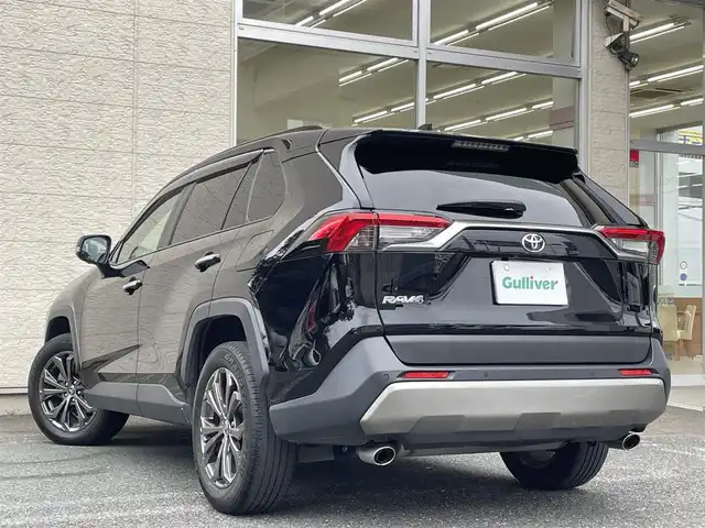 トヨタ ＲＡＶ４ G 埼玉県 2023(令5)年 5.6万km アティチュードブラックマイカ /ワンオーナー//4WD//純正10.5型メモリナビ//フルセグTV//全方位モニター//Bluetoothオーディオ//黒レザーシート//運転席パワーシート//前2席シートヒータ&エアシート//ステアリングヒーター//アダプティブクルーズコントロール//ビルトインETC2.0//スマートキーx2//LEDヘッドライト&LEDフォグ//パワーバックドア//PCS/LTA/BSM//RCTA/PKSB/RSA//クリアランスソナー//ドライブレコーダー//W.サイドエアバッグ//カーテン.ニーエアバッグ//ABS/横滑り防止装置//オートライト/オートハイビーム//革巻きステアリング//スモークフィルム//ドアバイザー//純正18インチAW//新車時保証書//取扱説明書//マルチメディア取説