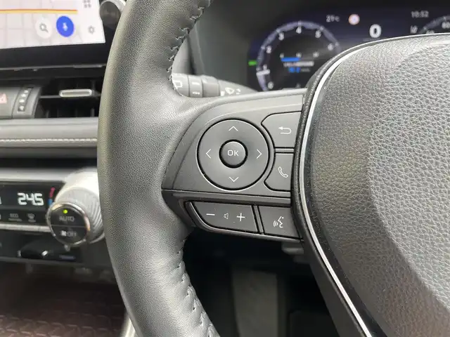 トヨタ ＲＡＶ４ G 埼玉県 2023(令5)年 5.6万km アティチュードブラックマイカ /ワンオーナー//4WD//純正10.5型メモリナビ//フルセグTV//全方位モニター//Bluetoothオーディオ//黒レザーシート//運転席パワーシート//前2席シートヒータ&エアシート//ステアリングヒーター//アダプティブクルーズコントロール//ビルトインETC2.0//スマートキーx2//LEDヘッドライト&LEDフォグ//パワーバックドア//PCS/LTA/BSM//RCTA/PKSB/RSA//クリアランスソナー//ドライブレコーダー//W.サイドエアバッグ//カーテン.ニーエアバッグ//ABS/横滑り防止装置//オートライト/オートハイビーム//革巻きステアリング//スモークフィルム//ドアバイザー//純正18インチAW//新車時保証書//取扱説明書//マルチメディア取説