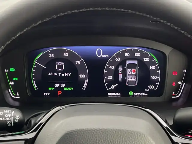 ホンダ ＺＲ－Ｖ ハイブリッド e:HEV Z 新潟県 2024(令6)年 1.3万km クリスタルブラックパール 純正メモリナビ/　フルセグTV/Bluetooth/USB/ホンダセンシング/・衝突被害軽減ブレーキ/・先行車発進お知らせ機能/・歩行者事故低減ステアリング/・路外逸脱抑制機能/・標識認識機能/・渋滞追従機能付アダプティブクルーズコントロール/・車線維持支援システム/・トラフィックジャムアシスト(渋滞運転支援機能)/・ブラインドスポットインフォメーション/・誤発進抑制機能/・後方誤発進抑制機能/・近距離衝突軽減ブレーキ/・パーキングセンサーシステム/・後退出庫サポート/・オートハイビーム/・アダプティブドライビングビーム/MUGENエアロ/BOSEプレミアムサウンドシステム/パワーバックドア/レザーシート/前席シートヒーター/前席パワーシート/D席メモリーシート/全方位モニター/ビルトインETC2.0/前後コーナーセンサー/ヒルディセントコントロール/ステアリングヒーター/オートマチックハイビーム/LEDヘッドライト/オートライト/横滑り防止装置/パドルシフト/レザーステアリング/置くだけ充電