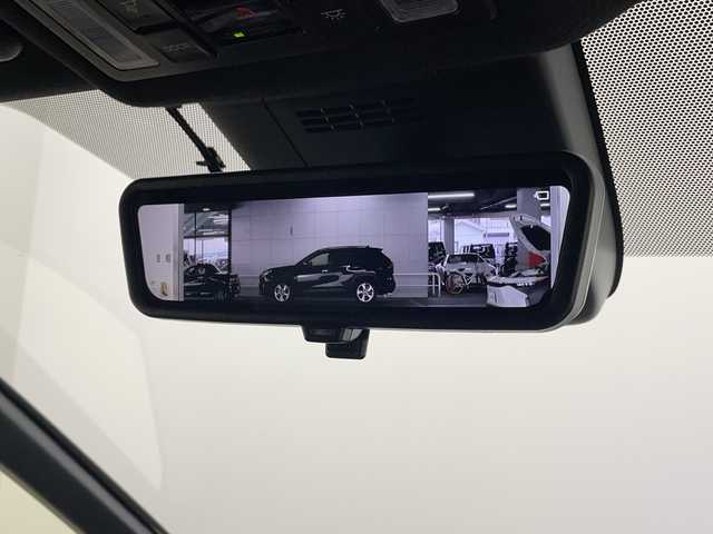 トヨタ ヴォクシー ハイブリッド S－Z 埼玉県 2024(令6)年 1万km グリッターブラックガラスフレーク モデリスタフルエアロ/ユニバーサルステップ/駐車支援システム/純正ディスプレイオーディオ/(Bluetooth/USB/AM/FM)/CD/DVDキッド/地デジフルセグ/全方位カメラ/ETC2.0/前後ドライブレコーダー/アダプティブクルーズコントロール/衝突軽減ブレーキ/ブラインドスポットモニター/車線逸脱警報/クリアランスソナー/ドライバーモニター/ヘッドアップディスプレイ/パワーバックドア/デジタルインナーミラー/1・2列目シートヒーター/電子パーキングシステム/ブレーキホールド/ドライブモードセレクト/ロールサンシェード/ウィンカーミラー/電動格納ミラー/社外センターコンソール/社外フロアマット/純正ドアバイザー/純正17インチアルミホイール