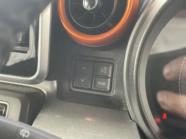 スズキ スペーシア ギア HYBRID XZターボ 千葉県 2019(平31)年 10.4万km フェニックスレッドパール/ガンメタリック2トーンルーフ 【(株)IDOMが運営する【じしゃロン八千代店】の自社ローン対象車両になります。こちらは現金ご利用時の価格です。自社ローンご希望の方は別途その旨お申付け下さい。】/純正DラーOPパナソニックナビ（CN-RZ746W）/・CD/DVD/・フルセグTV/・Bluetooth接続/ETC/ドライブレコーダー/両側パワースライドドア/クルーズコントロール/パドルシフト/ステアリングリモコン/D/N席シートヒーター/LEDヘッドライト/フォグランプ/ドアバイザー/ウインカーミラー