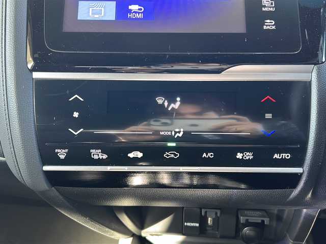 ホンダ フィット ハイブリット Sパッケージ 鳥取県 2013(平25)年 16.9万km アトラクトイエローパール ワンオーナー/スマートキー/パドルシフト/純正フルエアロ/シティブレーキサポート/レーンデパーチャーアラート/メーカーインターナビ/フルセグ・Bluetooth/バックカメラ/HDMI/USB入力/社外スピーカー/モデューロ製AWラジアル４本積込/LEDヘッドライト/フォグライト/ビルトインETC/保証書・取説