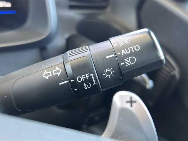 ホンダ フィット ハイブリット Sパッケージ 鳥取県 2013(平25)年 16.9万km アトラクトイエローパール ワンオーナー/スマートキー/パドルシフト/純正フルエアロ/シティブレーキサポート/レーンデパーチャーアラート/メーカーインターナビ/フルセグ・Bluetooth/バックカメラ/HDMI/USB入力/社外スピーカー/モデューロ製AWラジアル４本積込/LEDヘッドライト/フォグライト/ビルトインETC/保証書・取説